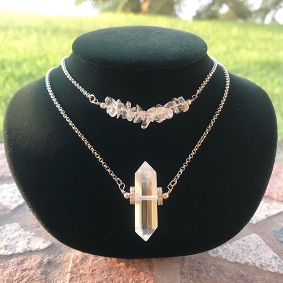 Crystal quartz necklace . Genuine double point crystal & quartz chips boho chic - Picture 4 of 7